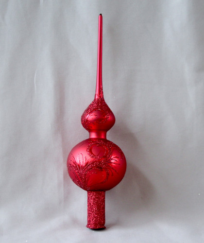 Ornament červený - červená špica